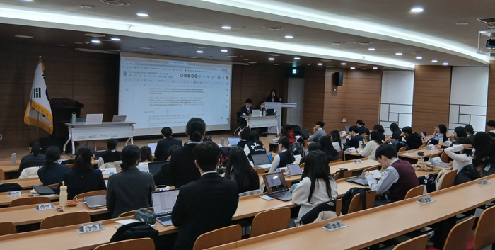 4641f7bc1eec012a72432081cff6a19a_1763455730_7656.png 4641f7bc1eec012a72432081cff6a19a_1763455730_7656.png